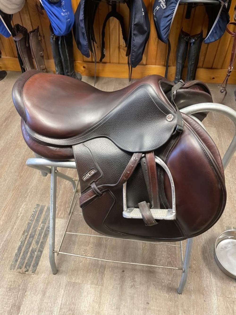 CWD 17.5 2G Brown Leather Close Contact Jump Saddle